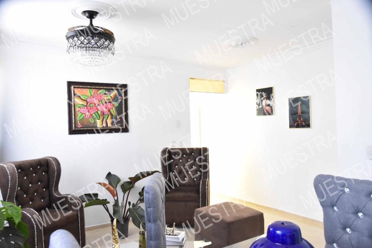 Apartamento En La Carreras Proximo Al Monumento Santiago De Los Caballeros Exterior photo